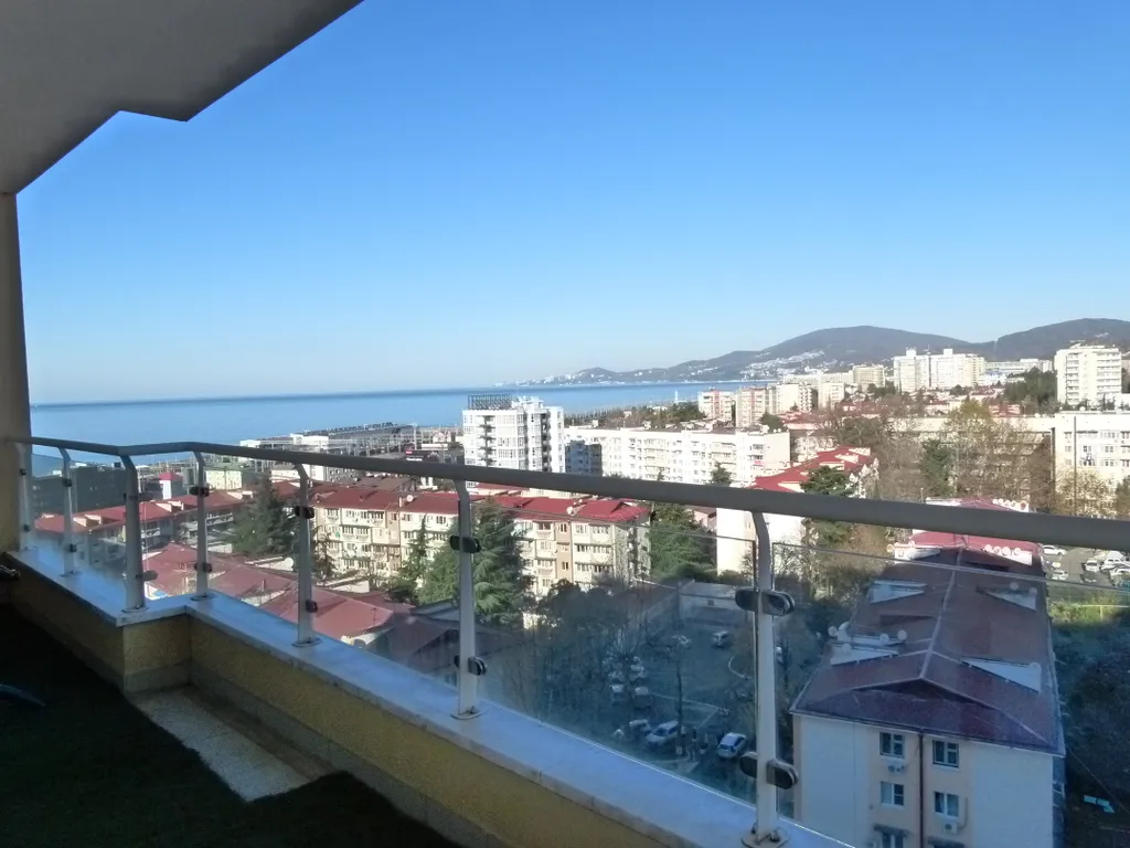 Большая квартира с видом на море рядом с жд вокзалом
