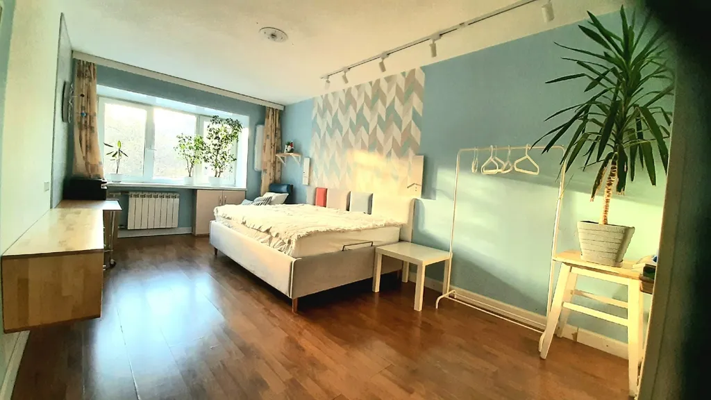 Изолированная комната в 7 минутах пешком от автовокзала