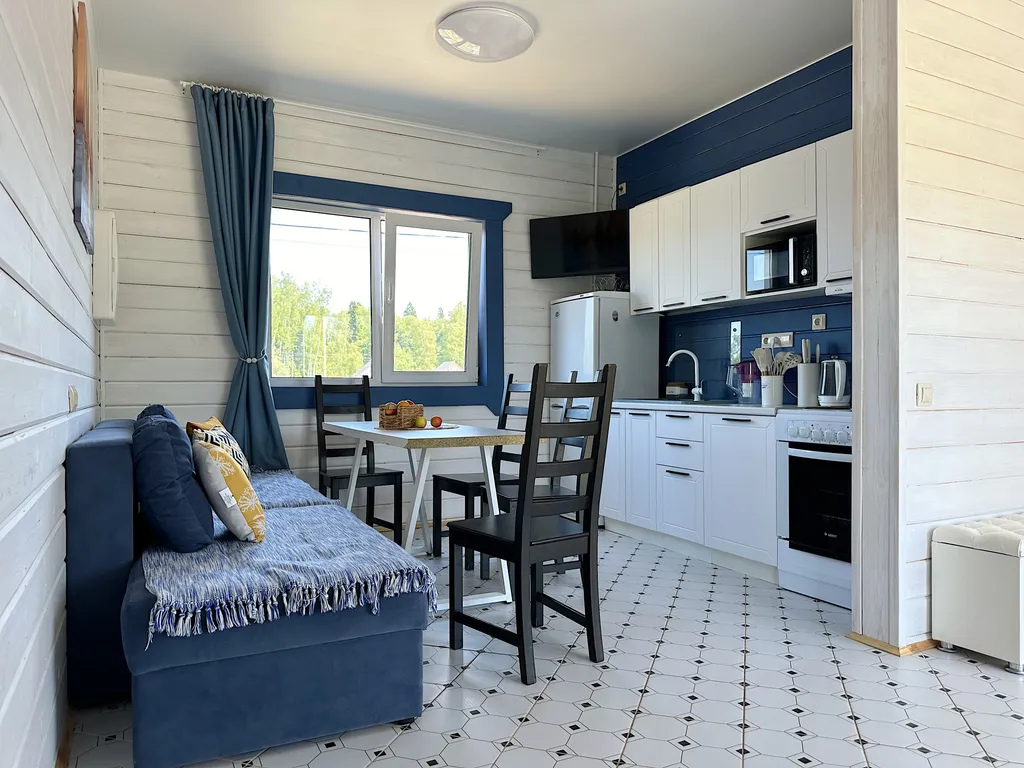 Коттедж с сауной с видом на лес