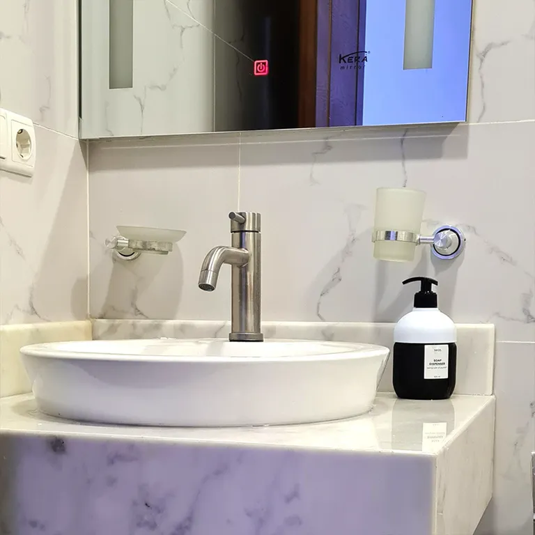 Студия с видом на море