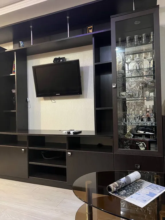 Квартира Двухкомнатная квартира с дизайнерским ремонтом — Краснодар