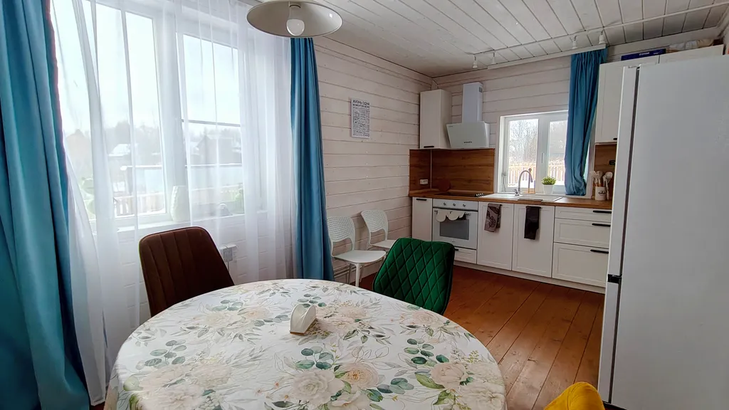 Дом с террасой