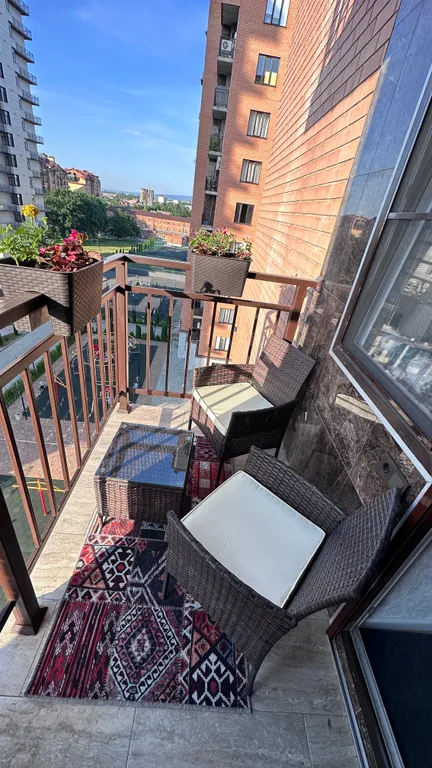 Самая уютная квартира в лучшей локации города — аренда посуточно в Владикавказ