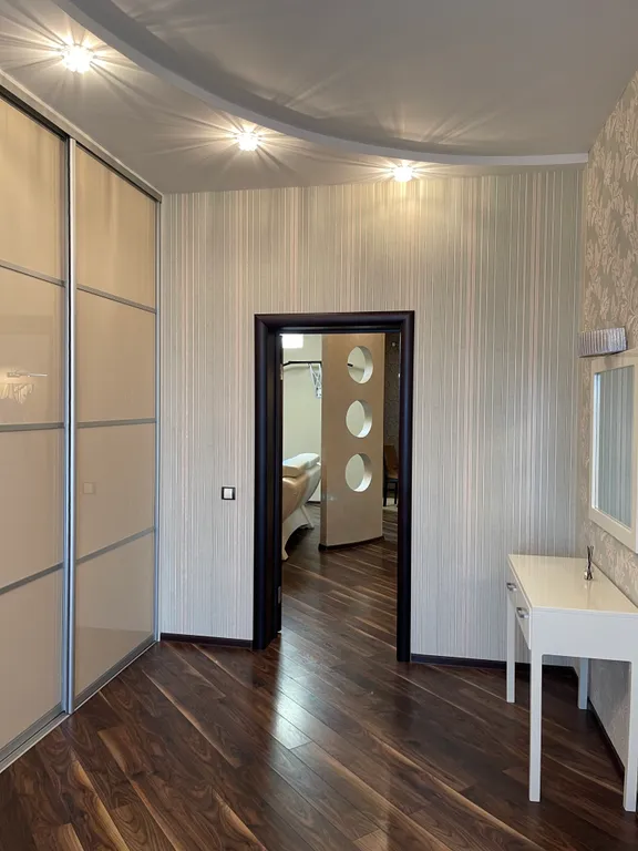 Элитная квартира с джакузи и прекрасным видом на город в самом центре