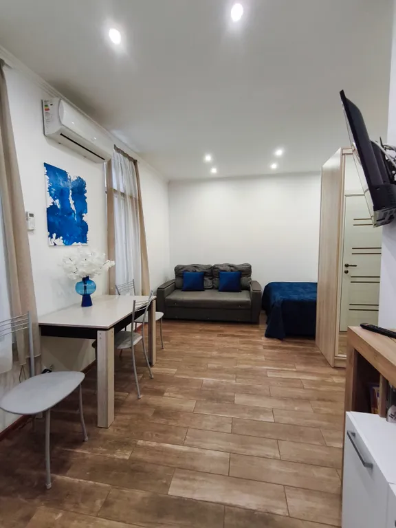 Современная студия в горах