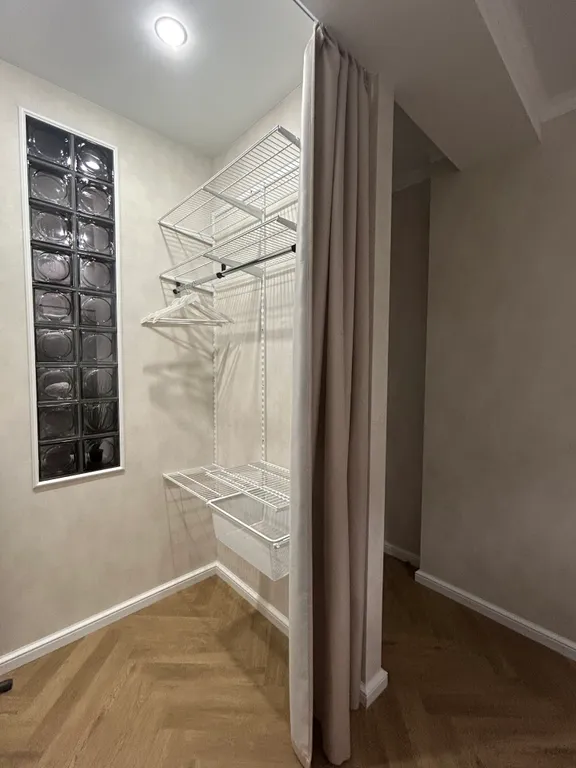 Уникальная видовая 2-комнатная студия в историческом центре