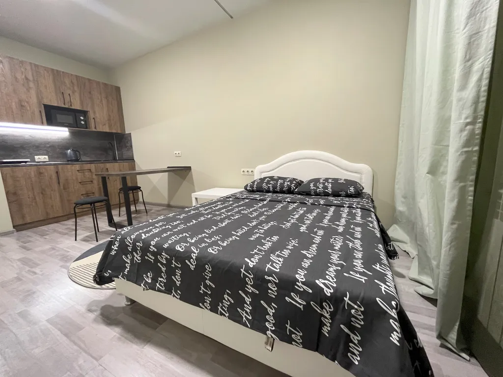 Студия в элитном доме возле Парка Ангелов