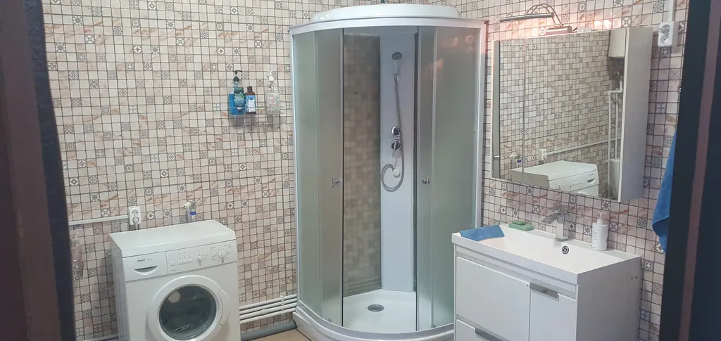 Уютный дом у реки с банным комплексом и бассейном