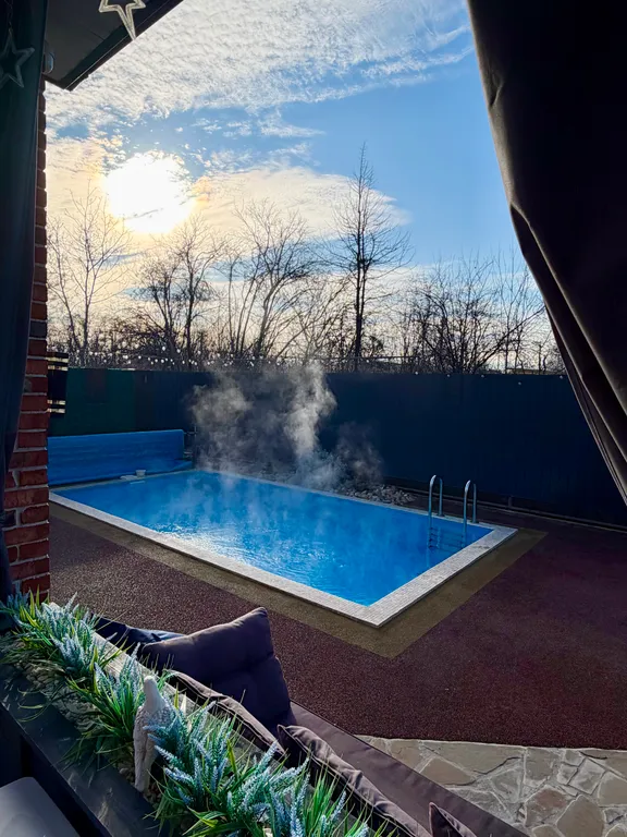 Дом с теплым бассейном и банным чаном Краснодар