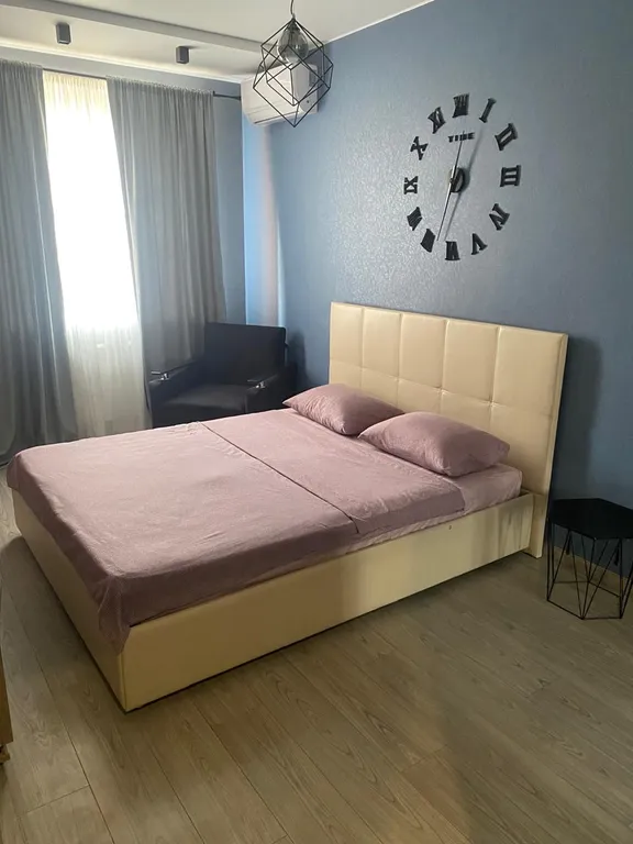 Квартира напротив парка Островского