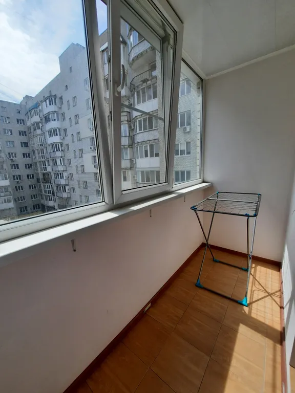 Apartlux Зефир 2-комнатная просторная квартира на С.Разина