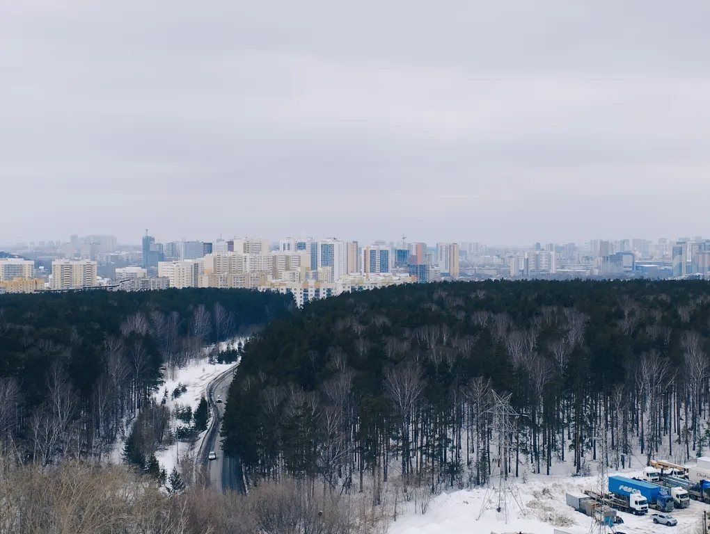 Студия с философским видом на жизнь
