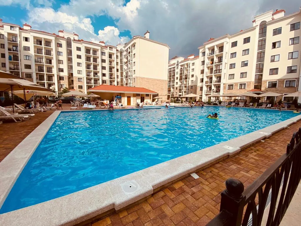 Квартира Апартаменты Изумрудный Город — Геленджик