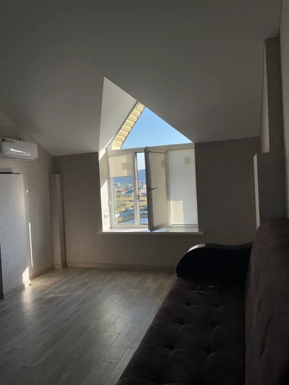 Уютная евродвушка на берегу моря, первая береговая, городской пляж