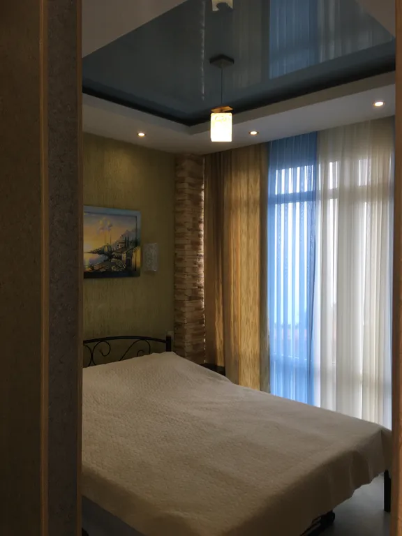 Квартира - студия с балконом у моря