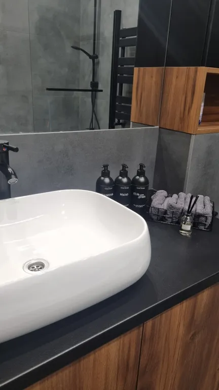 Уютная стильная квартира в тихом районе рядом с центром и морем