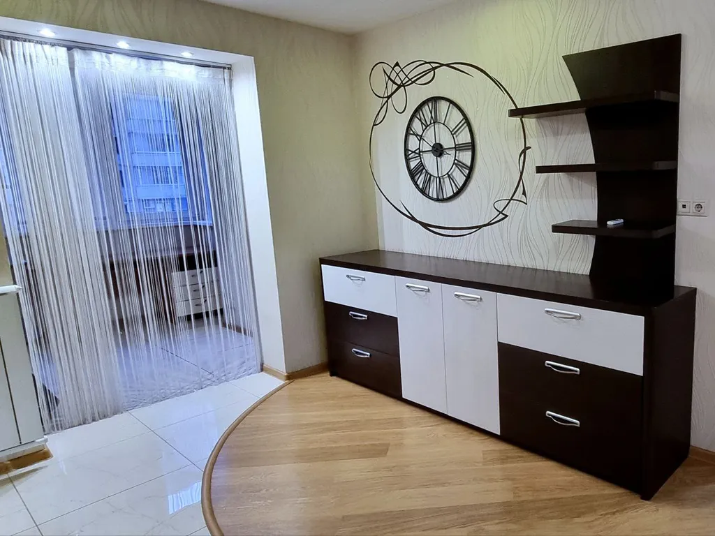 Современная 4-комн. в 10 мин пешком до МВДЦ Сибирь