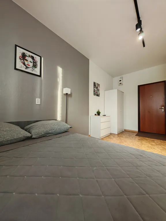 Студия возле ж/д