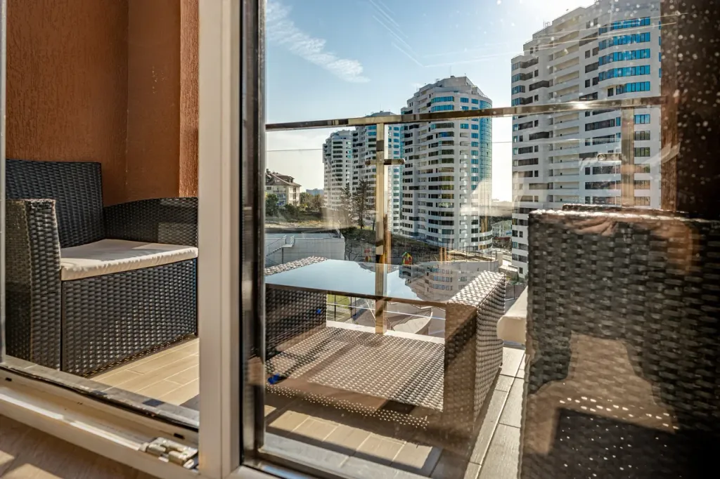 2х комнатные апартаменты с прямым видом на море