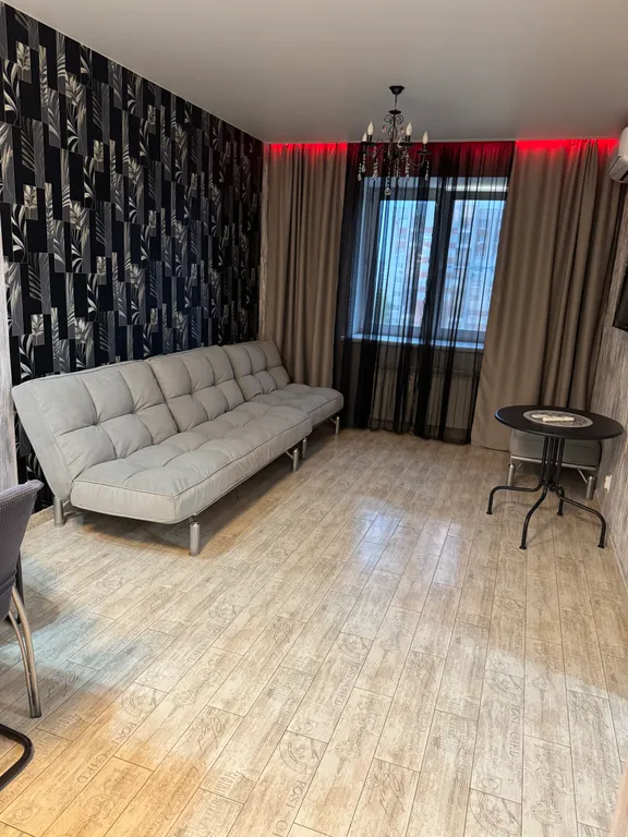 Омск Кировский у ТЦ Мега