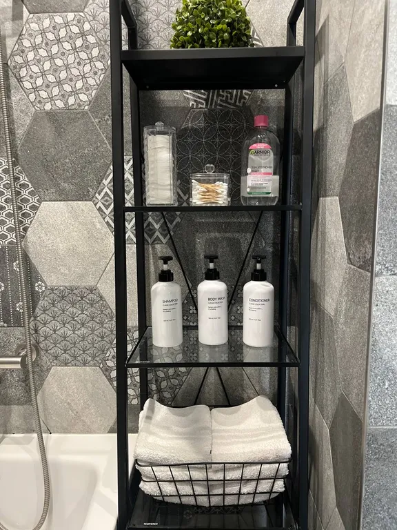 Стильная студия ТЦ Галерея