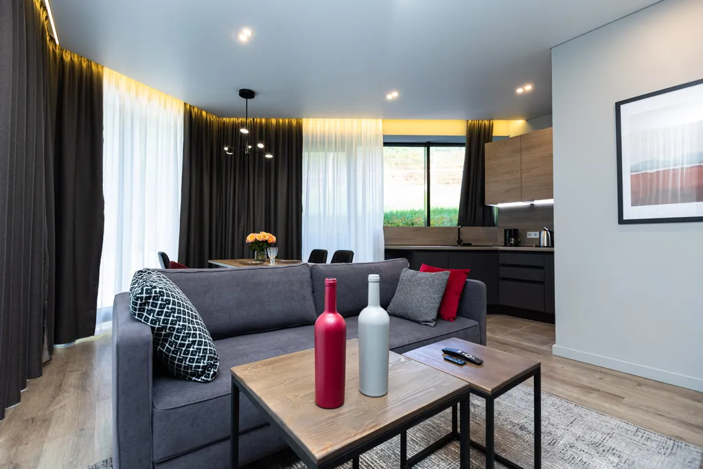 Стильные апартаменты в тихом районе