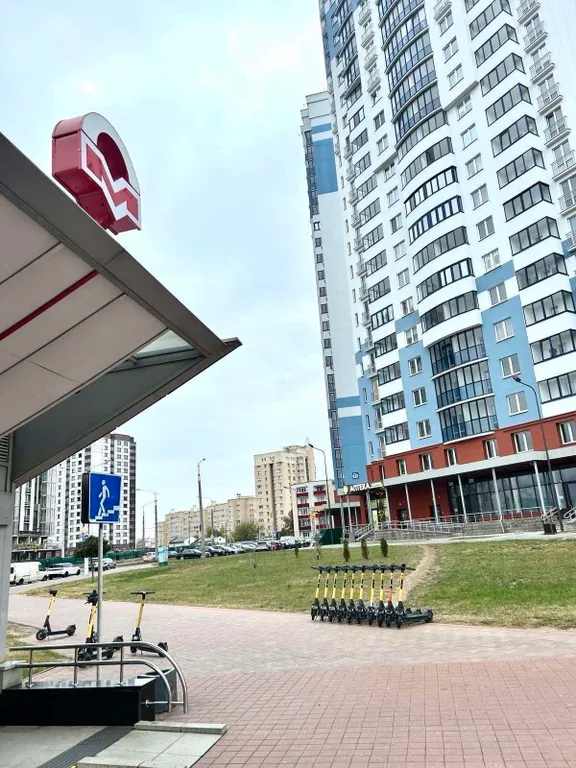 Квартира у метро Грушевка