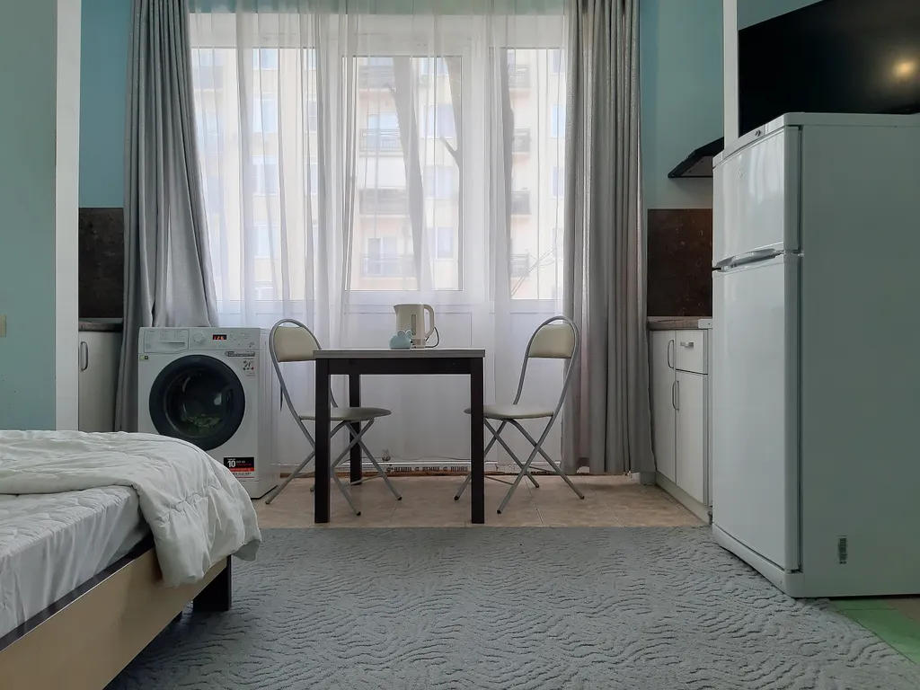 Квартира Квартира Студия на Тюльпанов — Сириус