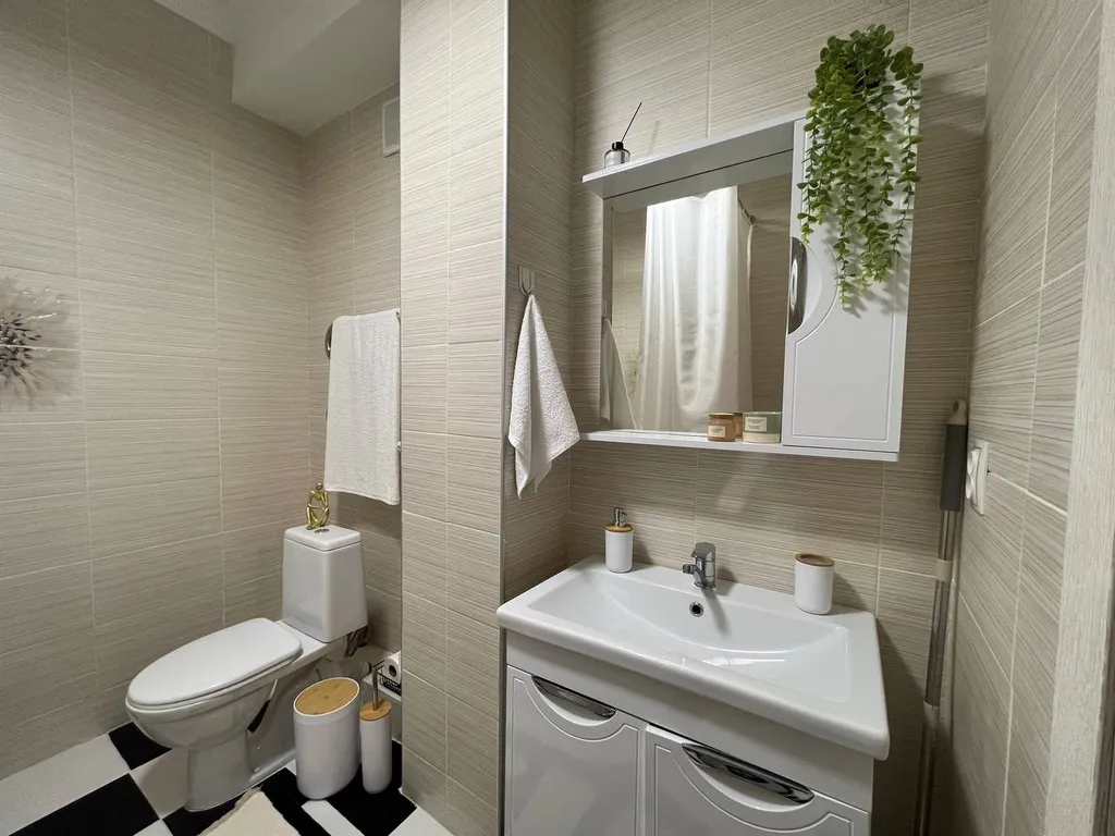 Просторный двухкомнатный апартамент Терракота