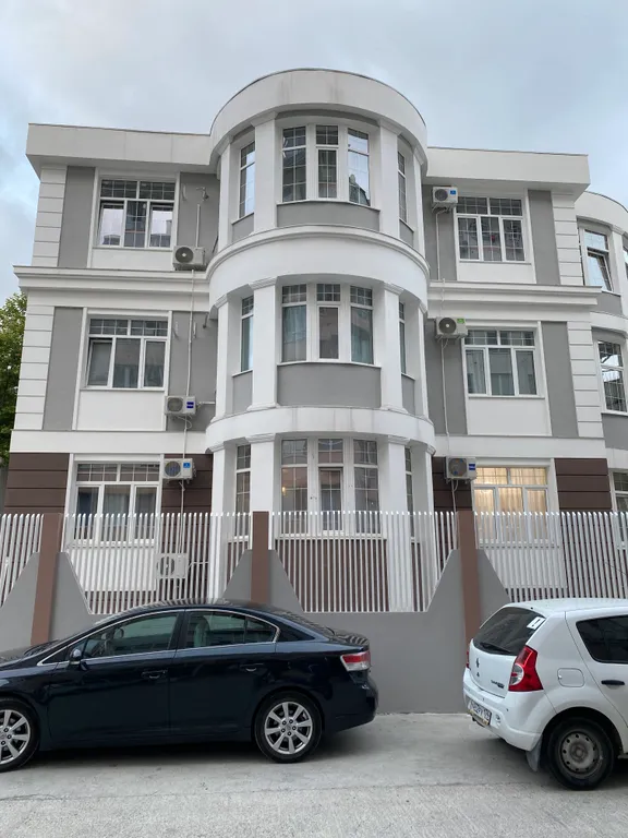 Уютные апартаменты в микрорайоне Новый Сочи с подогреваемым бассейном