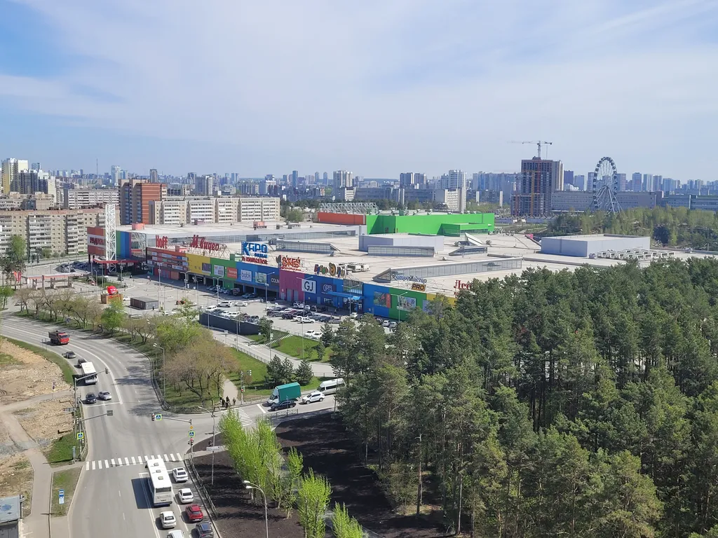 Квартира Квартира Уютная студия с видом на Радуга-парк — Екатеринбург