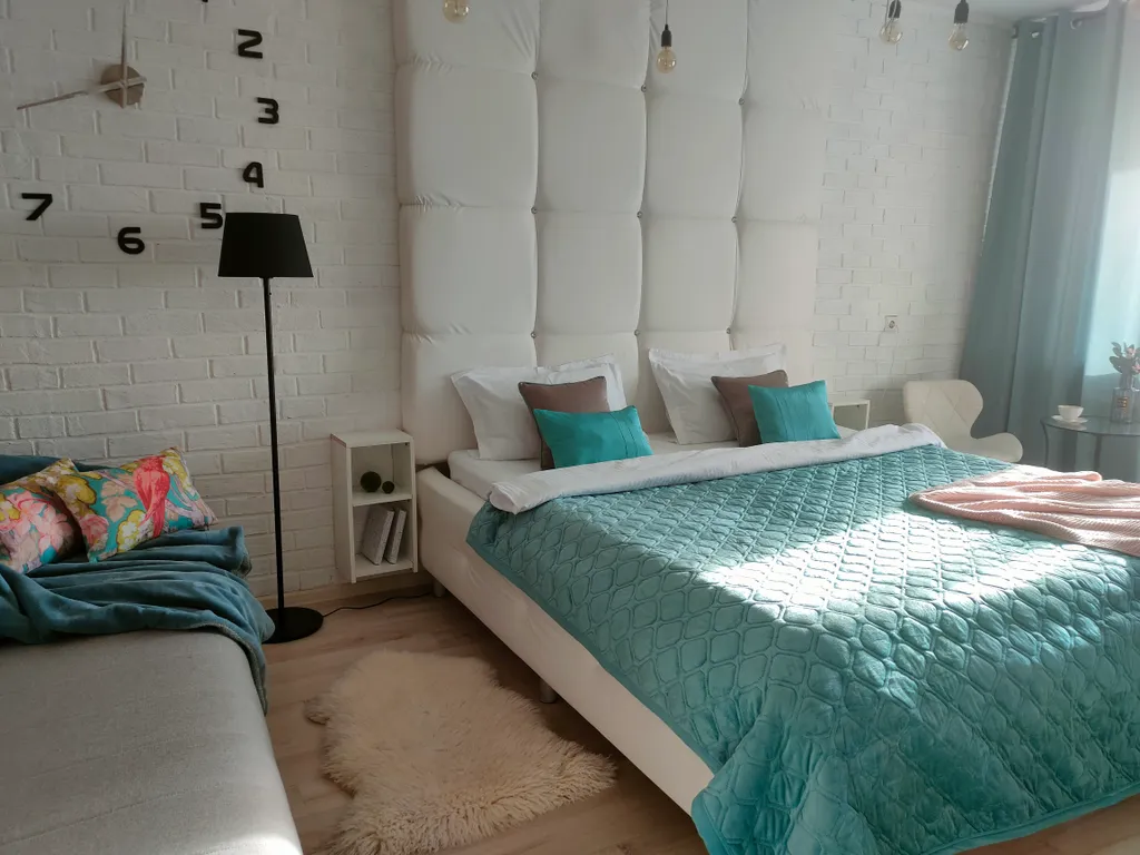 Квартира 1 комн. с балконом большой кроватью — аренда посуточно в Новый Уренгой