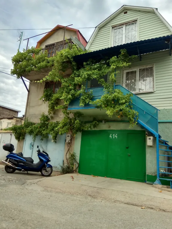 Двухэтажный коттедж для комфортного отдыха — аренда посуточно в Алушта