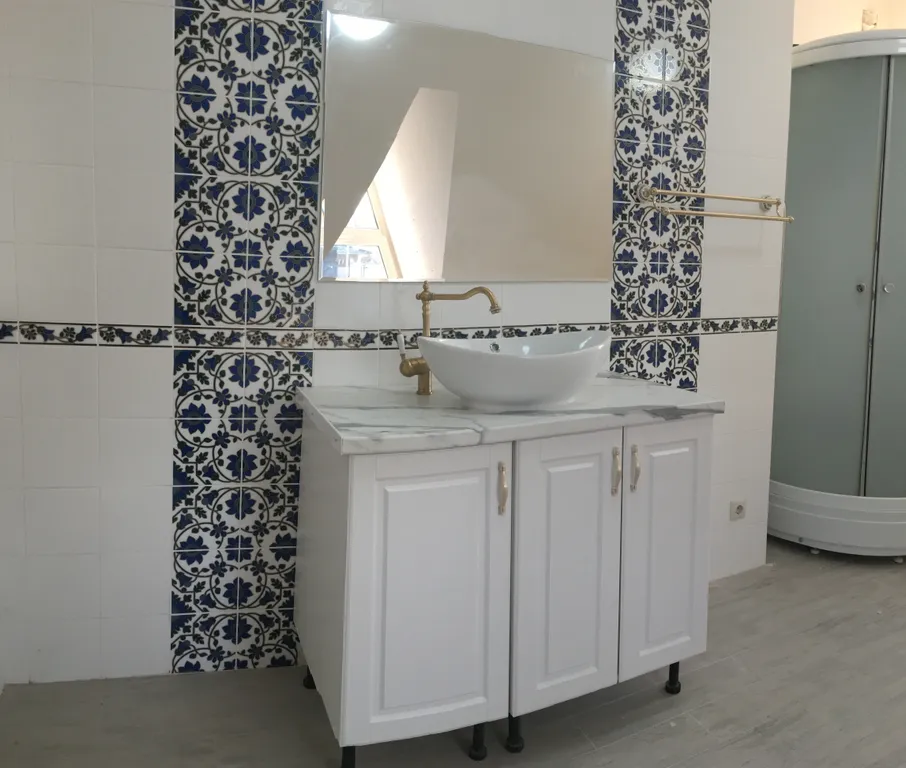 Вилла на холме с прекрасным видом