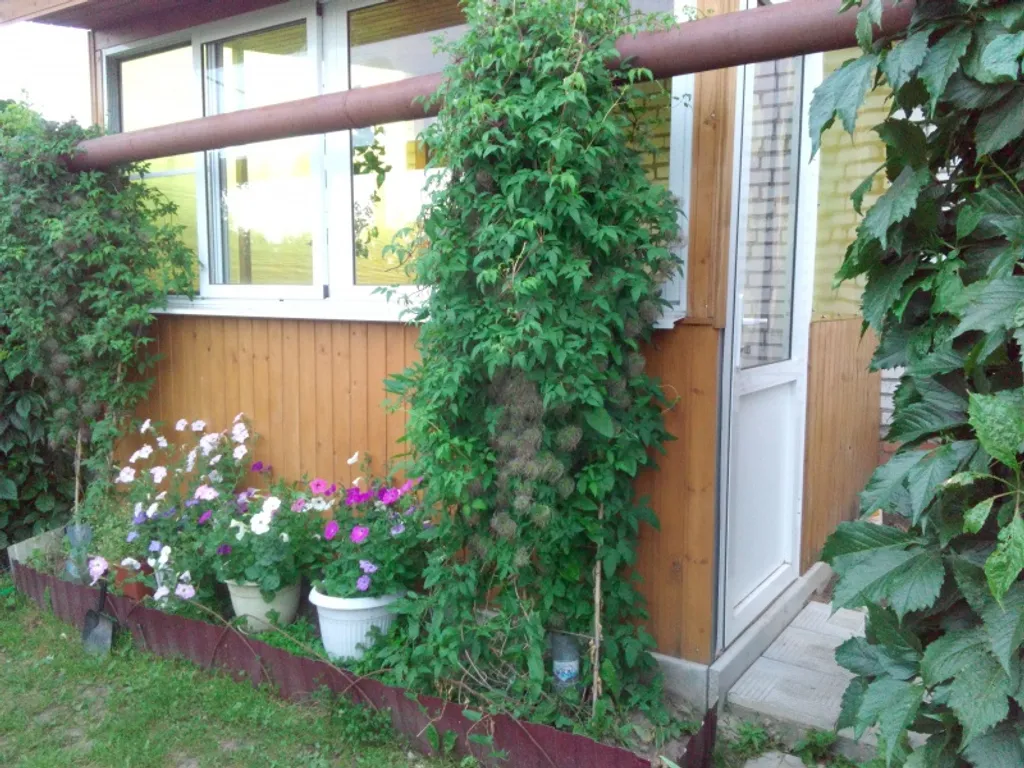 Часть жилого дома с отдельным входом