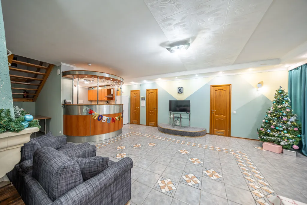 Большой коттедж с сауной