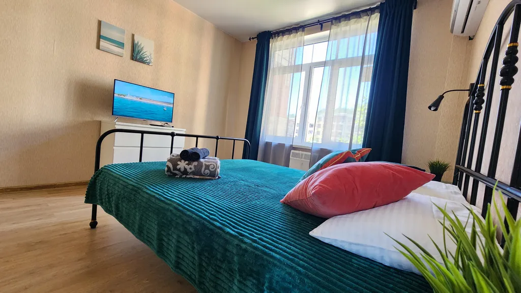 Уютная двушка в ЖК с бассейном