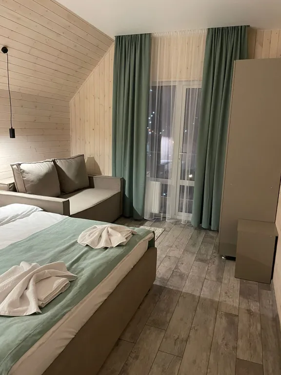 6-комнатный Дом