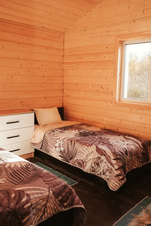 Дом на берегу озера Селигер