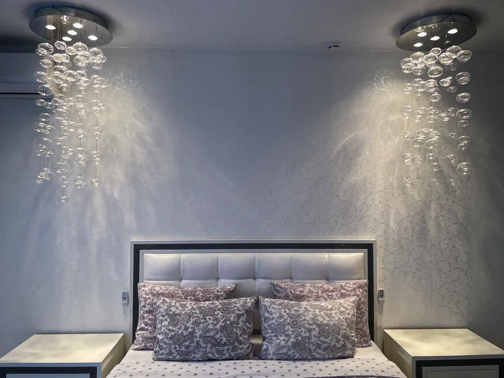 Трехкомнатная квартира на Парнасе