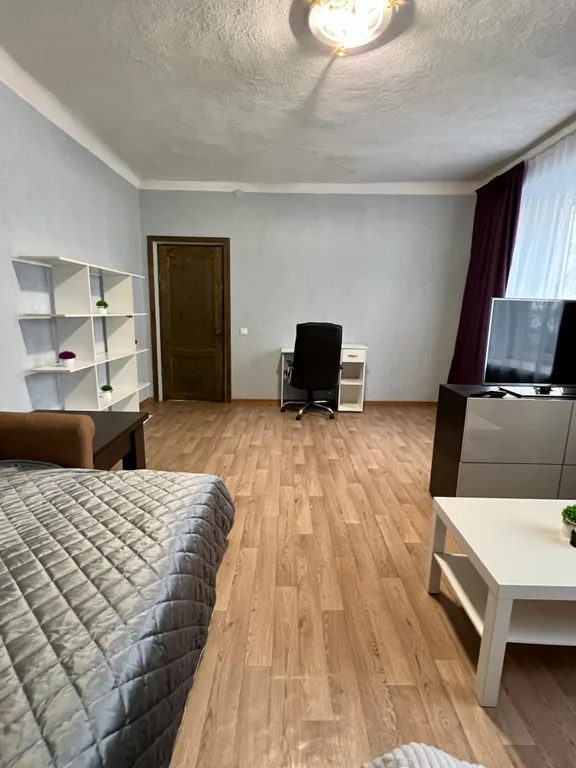 Уютная двушка в минуте от вокзала