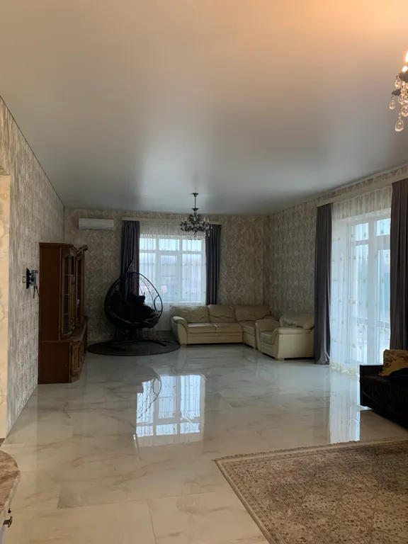 Большой дом для большой компании