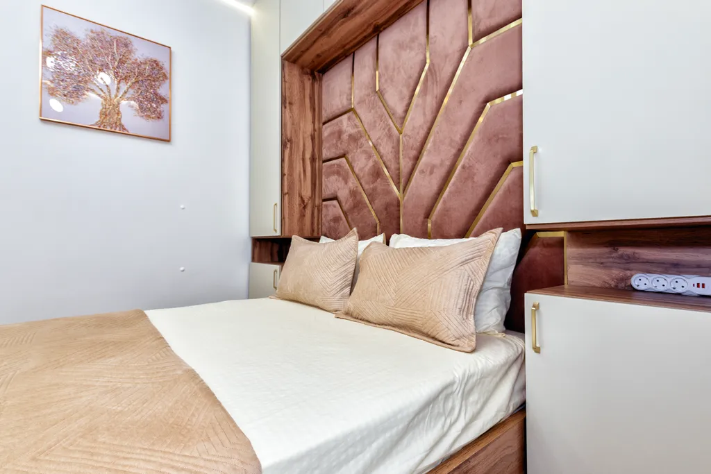 2-комнатная на набережной с видом на реку