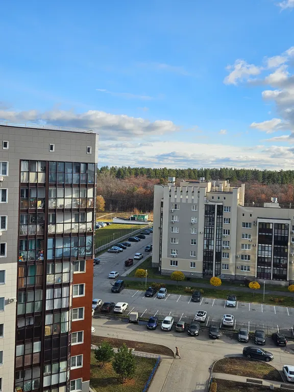 Уютная квартира в современном квартале у леса