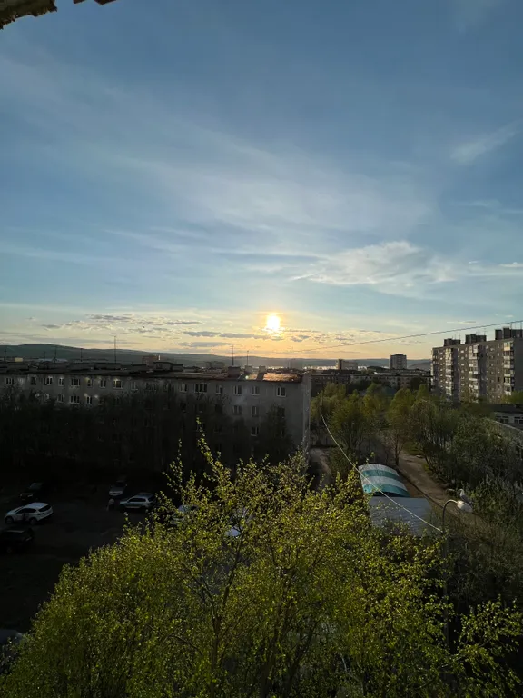 Тёплая и уютная квартира с красивым видом из окна