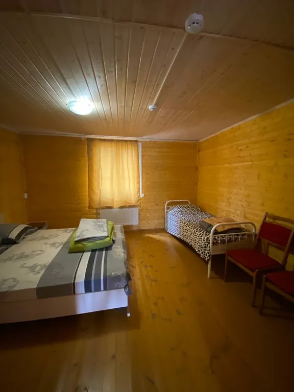 Коттедж на 10 спальных мест с верандой