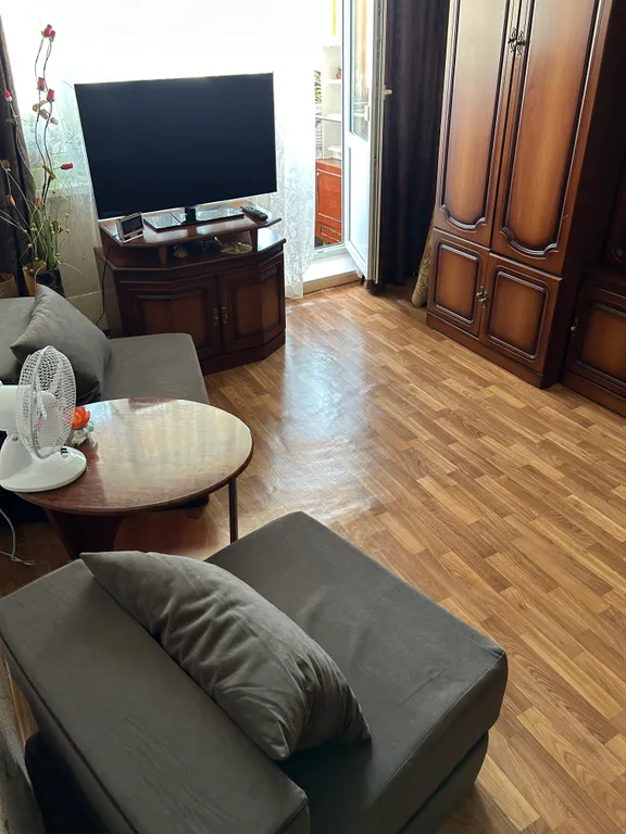 Квартира в лучшем районе города с Wi Fi. Честная цена! — аренда посуточно в Дзержинск