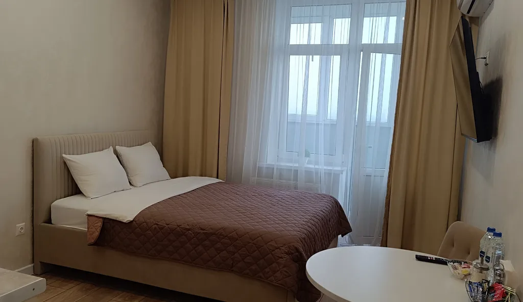 Уютная квартира-студия в новом красивом микрорайоне Губернский — аренда посуточно в Краснодар