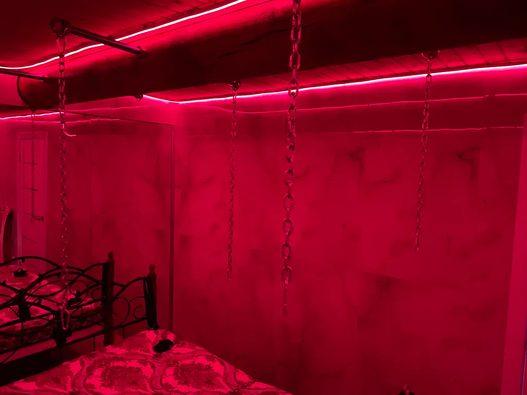 Коттедж Коттедж С сауной на дровах и «красной» комнатой — Санкт-Петербург