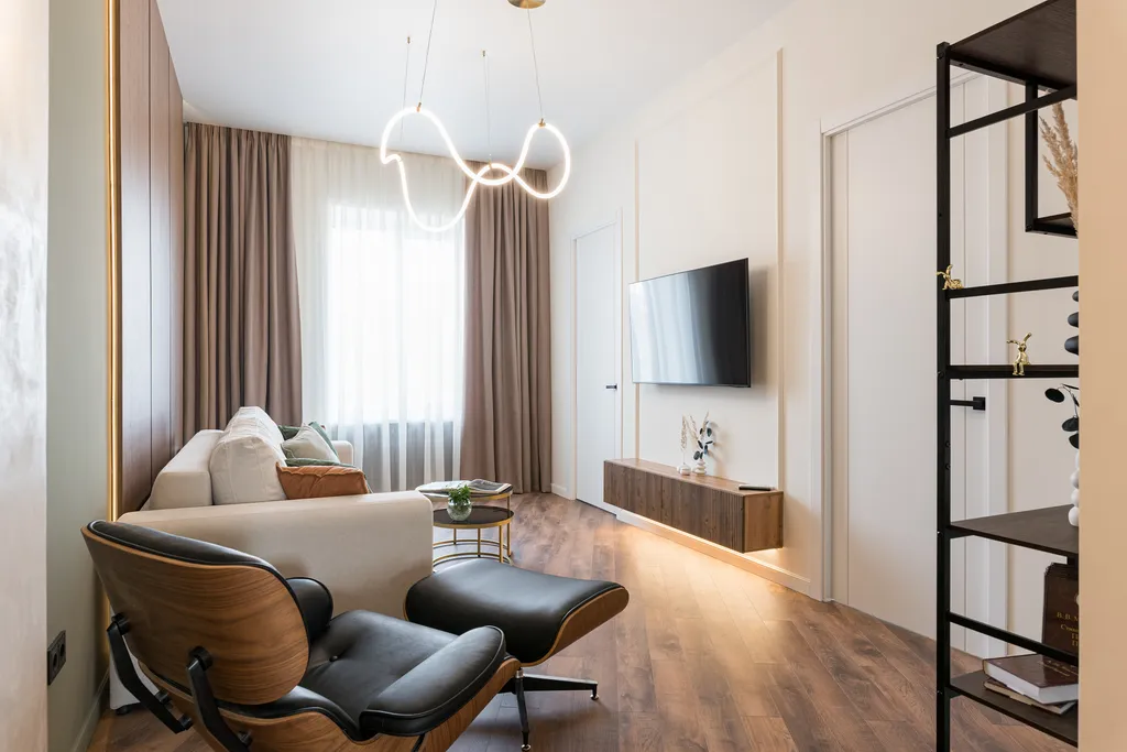 Квартира Сталинка после ремонта с видом на главный проспект и закаты — аренда посуточно в Минск